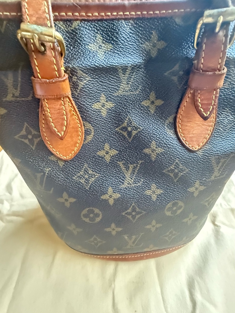 Louis Vuitton Petit Bucket Monogram Shoulder Bag M42238 / Vintage / Authentic - Picture 6 of 16